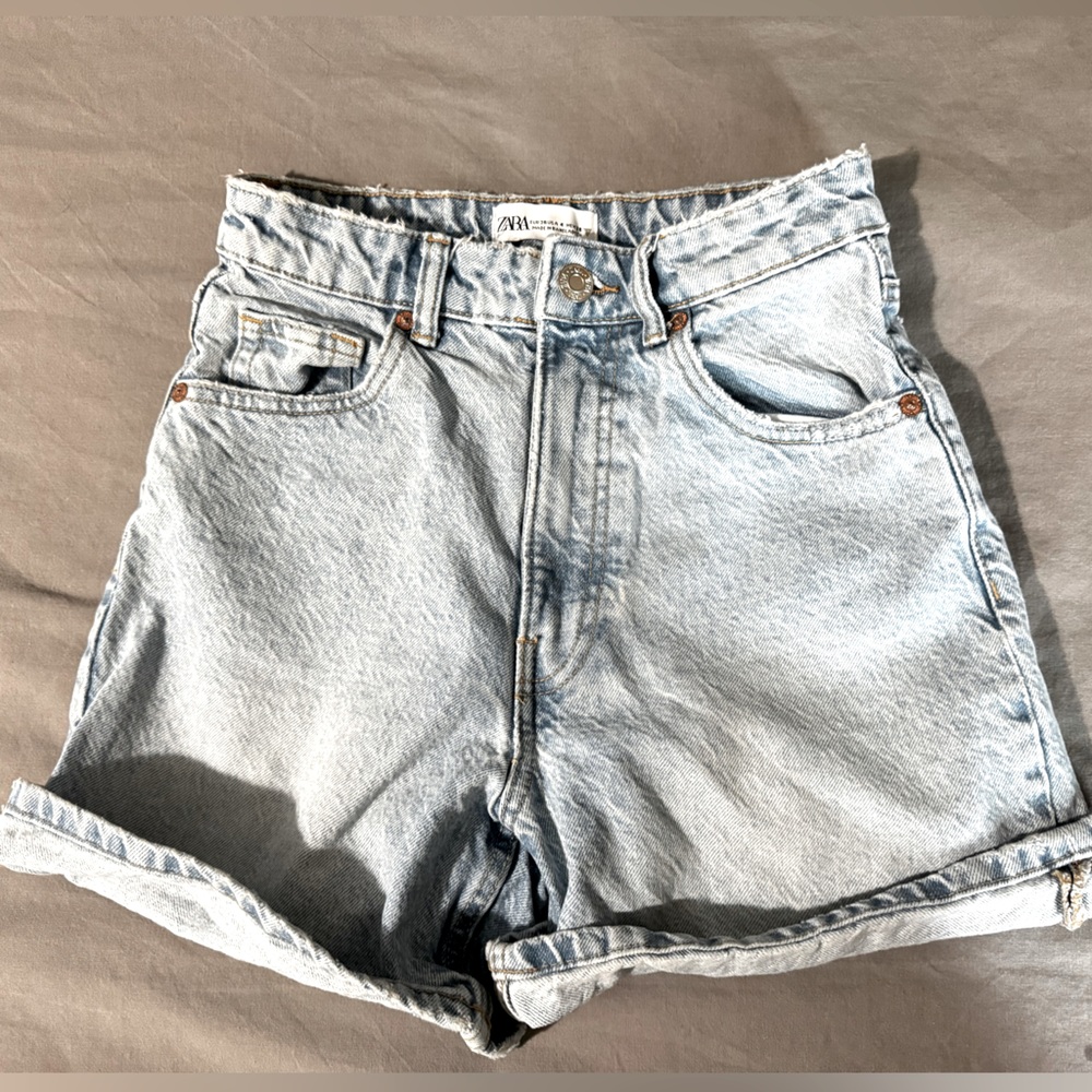 Zara High waisted shorts